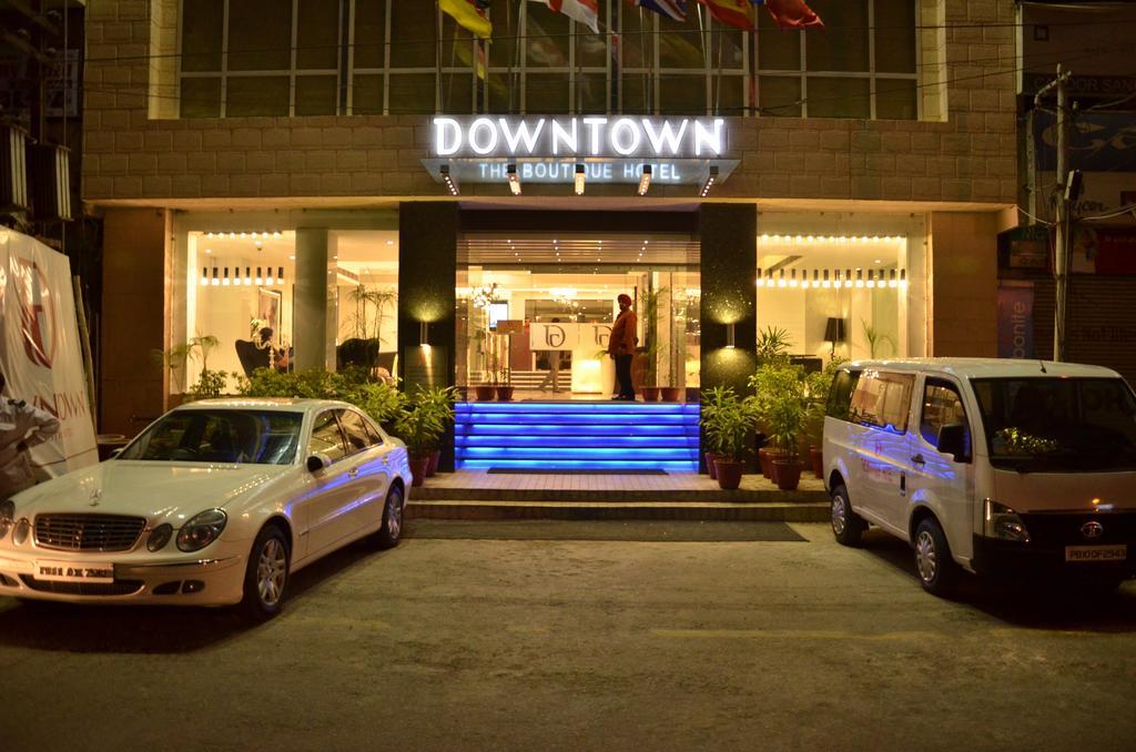 Hotel Down Town Jalandhar Esterno foto